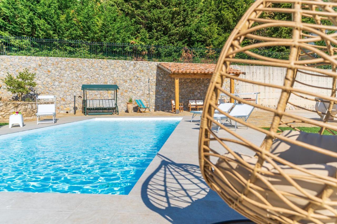 Romitello Con Piscina Total Relax
