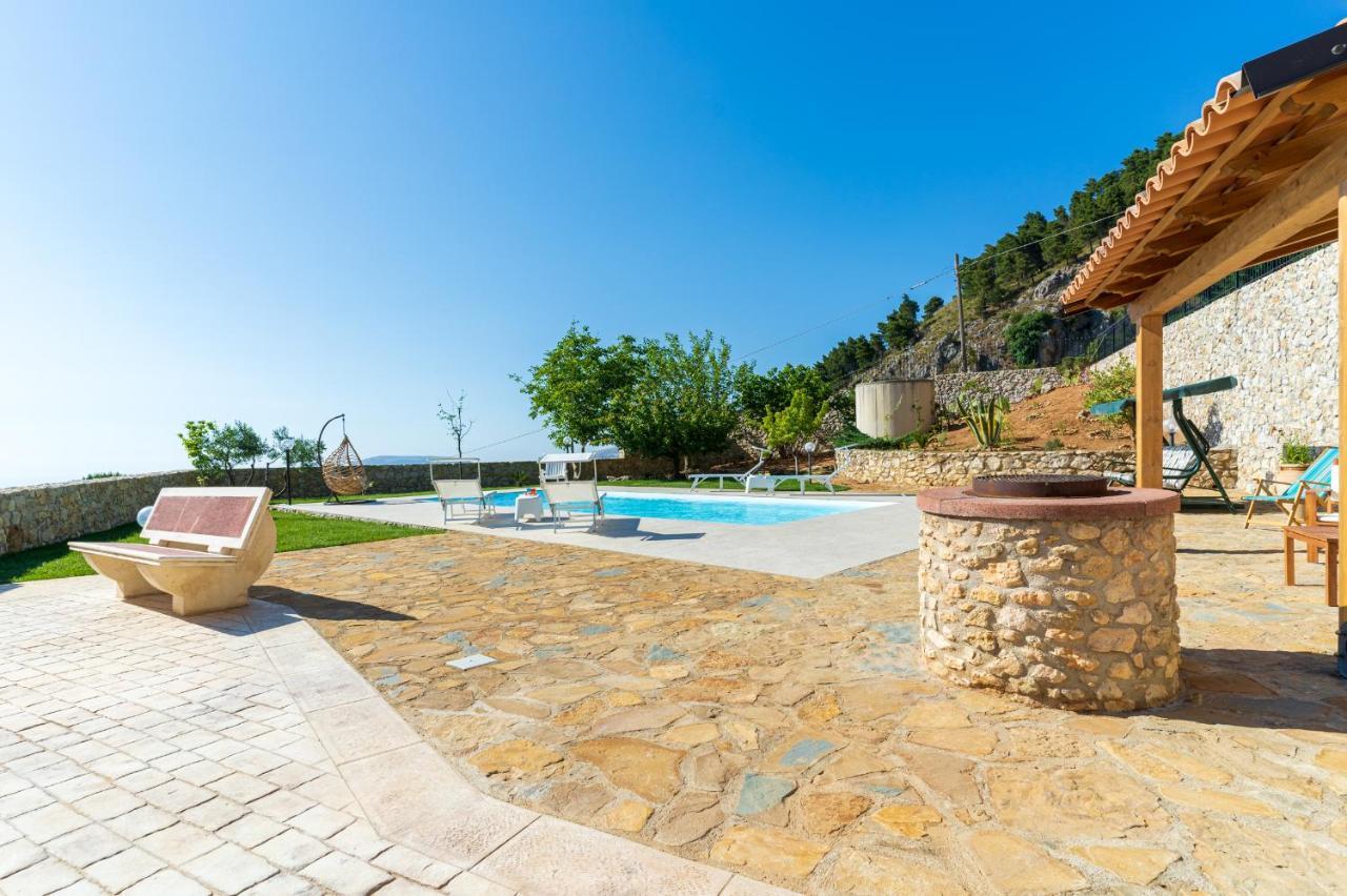 Romitello Con Piscina Total Relax